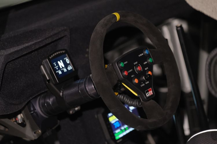 Toyota, TGRI, GR Yaris, reli, sport, toyota Indonesia, Reli, Beda GR Yaris Rally2 dengan GR Yaris AP4, Senjata Baru TGRI