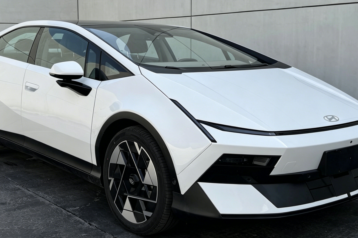 Hyundai, Sedan listrik, Hyundai Siapkan Ioniq V untuk Lawan Dominasi Mobil Listrik China
