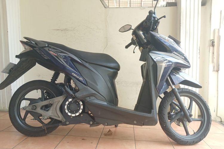 Presiden RI, Prabowo Subianto, konversi kendaraan listrik, konversi motor listrik, Tantangan Konversi Kendaraan Listrik: Masalah Hukum hingga Tata Kelola