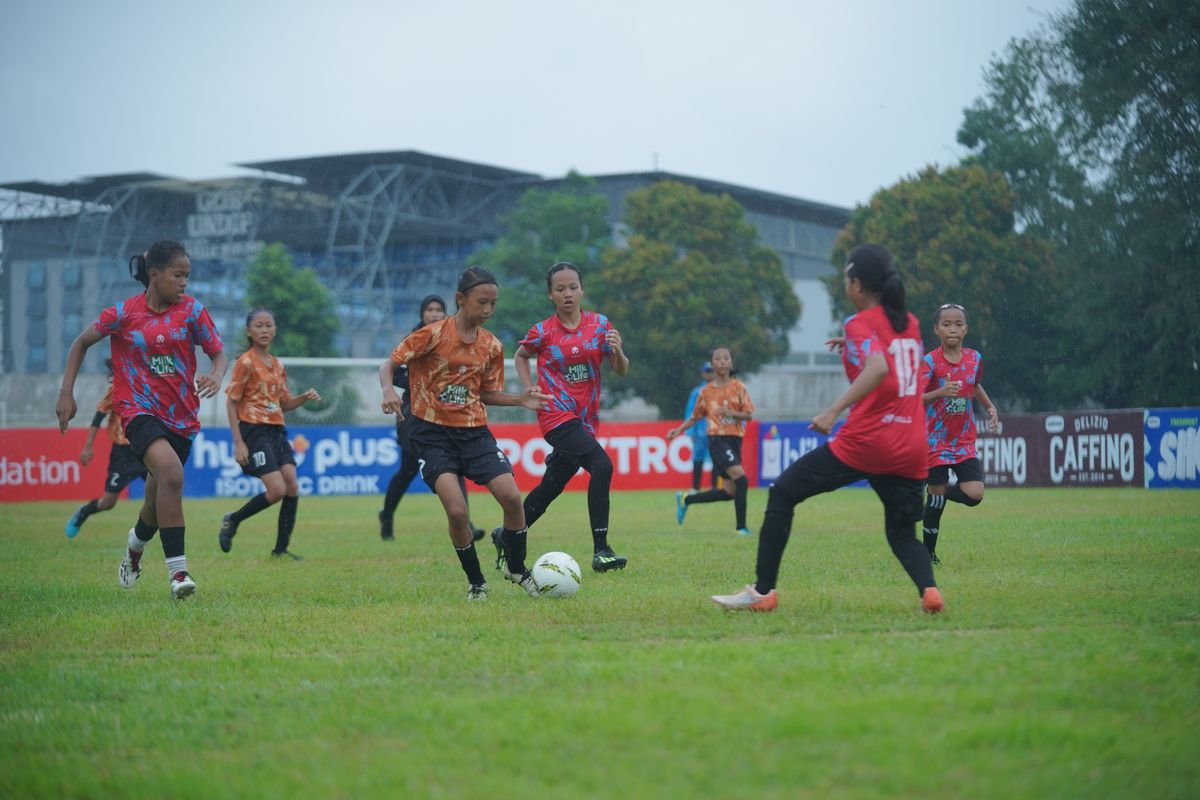 Singapura, Timo Scheunemann, singapura, sepak bola putri indonesia, Dua Tim Putri Indonesia Akan Tampil di Singapura