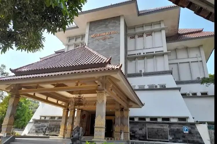 Paskah, tempat wisata di Solo, libur Paskah, wisata di Solo, Wisata di Solo, libur paskah, rekomenasi liburan di solo, 8 Tempat Wisata di Solo dari Museum hingga Taman, Kunjungi Saat Libur Paskah, 1. Keraton Solo, 2. Museum Radya Pustaka, 3. Solo Safari, 4. Masjid Raya Sheikh Zayed, 5. Museum Lokananta, 6. Museum Keris Solo, 7. Taman Balekambang, 8. Monumen Pers Nasional