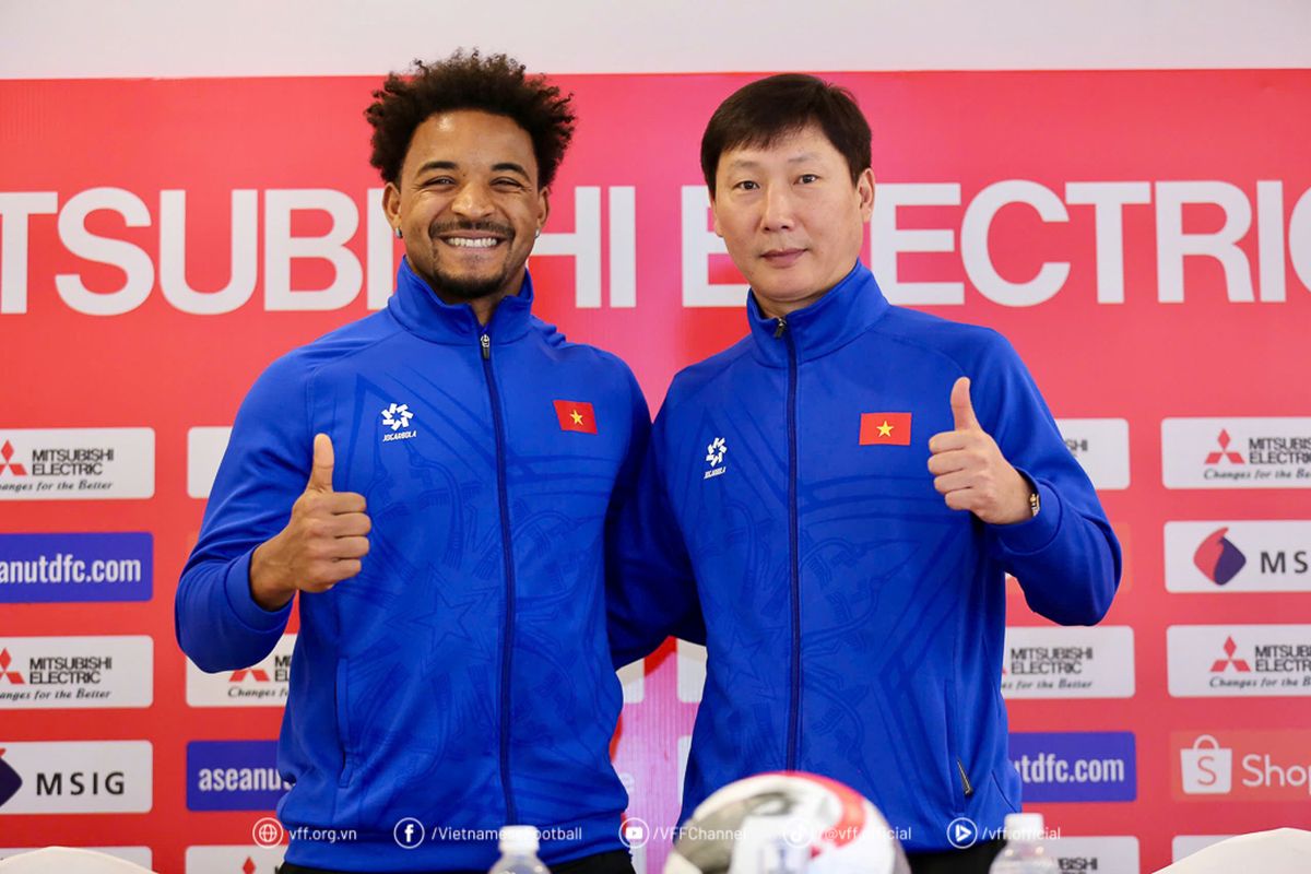 Nguyen Xuan Son, Timnas Vietnam, Federasi Sepak Bola Vietnam, Timnas Indonesia, Timnas Vietnam Ikut Jalur Naturalisasi, VFF Akui Tren Tak Terhindarkan