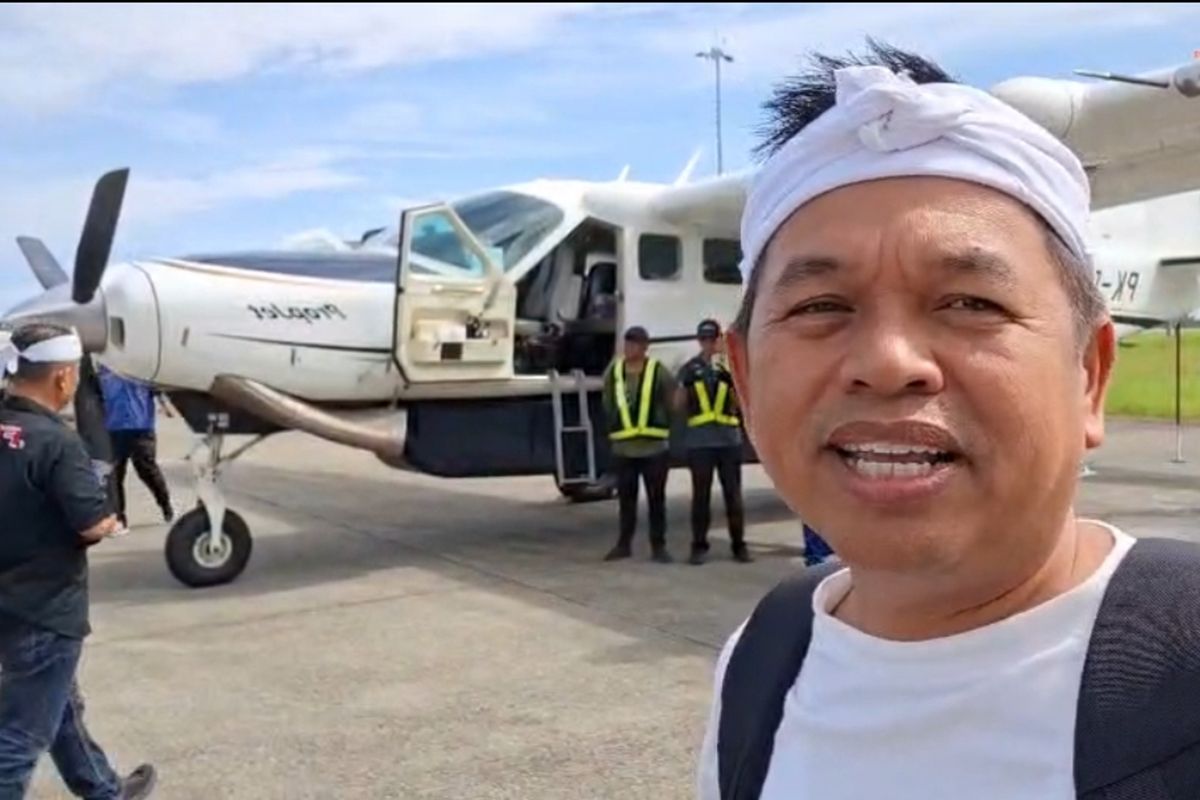 Wakil Wali Kota Padang, Maigus Nasir, Dedi Mulyadi, banjir padang, Gubernur Jawa Barat, wakil wali kota padang, korban banjir padang, Dedi Mulyadi Mau Bangun Kampung Baru untuk Korban Bencana Banjir di Padang