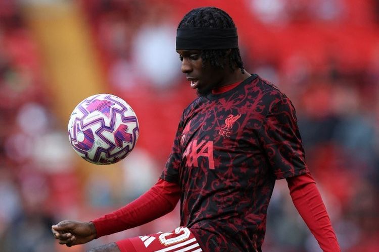 Liga Champions, Liverpool, Qarabag, Arne Slot, Jeremie Frimpong, Kata Arne Slot Usai  Liverpool Tekuk Qarabag tetapi Kehilangan Frimpong