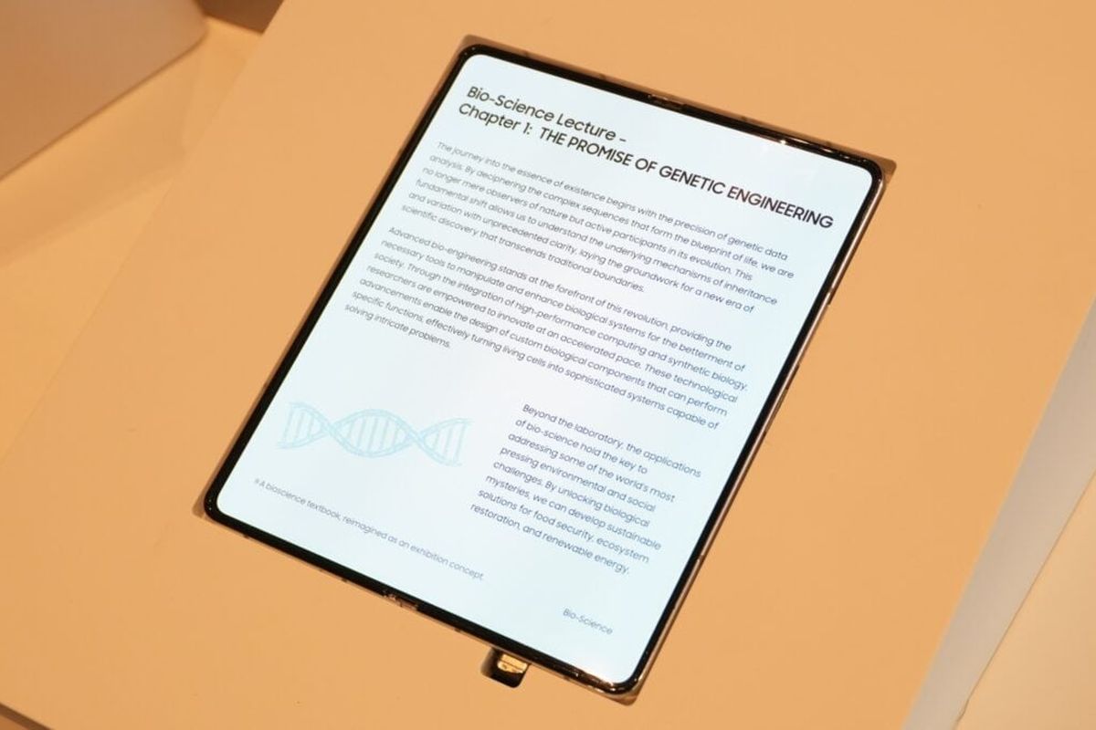 Samsung, layar lipat, CES 2026, iPhone lipat, Apple, Samsung Pamer Layar Lipat Tanpa Bekas, Bakal Dipakai iPhone Lipat?