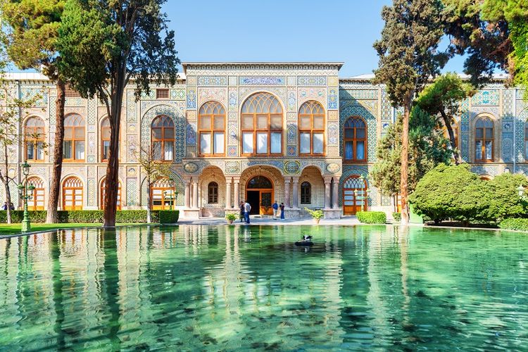 serangan israel ke iran, serangan israel hari ini, iran minta perlindungan ke unesco, iran minta perlindungan situs warisan budaya ke unesco, iran minta perlindungan museum ke unesco, Imbas Serangan Israel, Iran Minta UNESCO Lindungi Situs Bersejarah dan Koleksi Museum