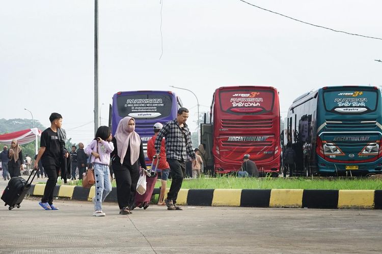 mudik gratis, sepeda motor, Nataru, pendaftaran, kemenhub, Yogyakarta, Malang, yogyakarta, Mudik gratis, Kemenhub, Pendaftaran Dibuka, Kemenhub Siapkan 75 Bus Mudik Gratis Akhir Tahun