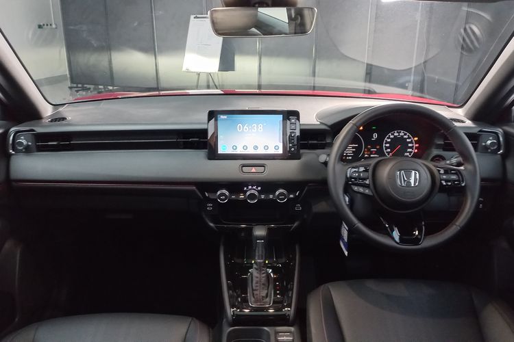 Honda Prospect Motor, Honda HR-V Hybrid, HR-V Hybrid, honda hr-v e-hev, harga hrv, Update Harga Honda HR-V Hybrid: SUV Ringkas Hemat BBM, Desain Modern, Jantung Mekanis e:HEV yang Efisien, Fitur Canggih, Kesimpulan, Harga dan Varian Honda HR-V Hybrid: