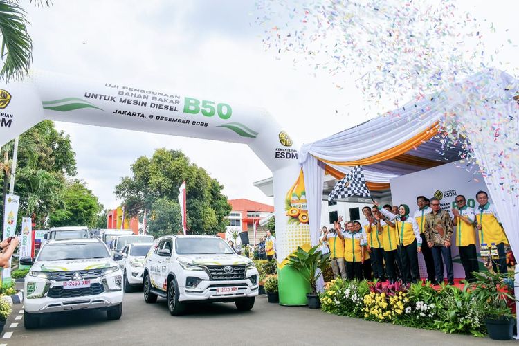 Daimler, Mercedes-Benz, Sambut B50, Daimler Jadi Satu-satunya OEM yang Kirim Bus Untuk Tes
