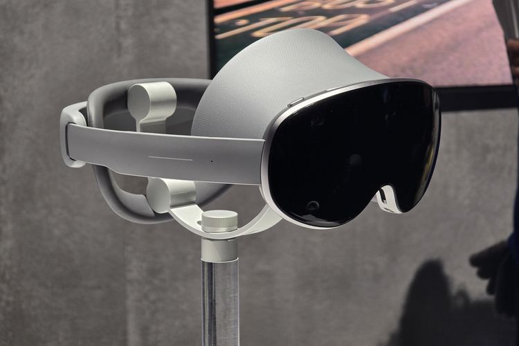 Google, Samsung, Qualcomm, Apple Vision Pro, Android XR, project moohan, kacamata xr, Galaxy Event, Samsung Gelar Galaxy Event Minggu Depan, Rilis Headset Android XR Project Moohan?