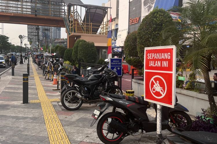 DPRD DKI Jakarta, parkir ilegal, Rio Octaviano, perizinan parkir, Penertiban Parkir Ilegal di Jakarta: Keadilan untuk Operator Resmi