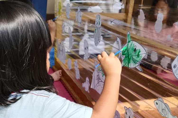 tempat penitipan anak, tips memilih daycare, daycare terdekat, daycare di depok, rekomendasi daycare di depok, cara memilih daycare, tempat penitipan anak terdekat, tempat penitipan anak depok, tempat penitipan anak di depok, tips memilih daycare yang aman, Hindari Daycare Bodong, Berikut 7 Tips Memilih Daycare yang Aman, 1. Cek perizinan, 2. Lokasi dan fasilitas yang sesuai dengan brosur, 3. Lokasi yang aman dan nyaman, 4. Periksa jejak digital daycare, 5. Punya CCTV yang bisa diakses real time, 6. Cek syarat penitipan anak, 7. Periksa dapur daycare