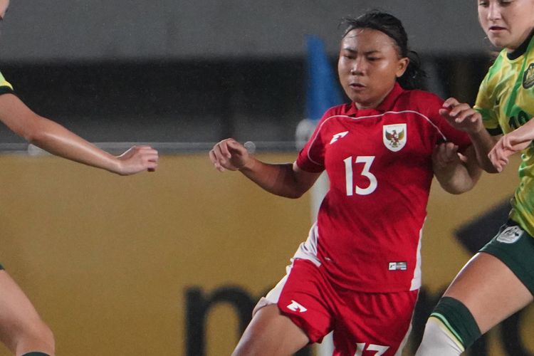 Indonesia Vs Myanmar, timnas putri u17 indonesia, Piala Asia 2026, Kualifikasi Piala Asia Putri, pelatih timnas putri u17, simon scheunemann, Kata Pelatih Timnas Putri U17 Usai Gagal ke Piala Asia 2026: 10 dari 11 Pemain Bermain Buruk