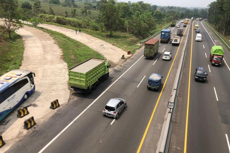 Tol Cipularang, arus mudik, Jasamarga, Bandung, Pantauan Lalu Lintas Mudik, Arus Menuju Bandung Masih Landai