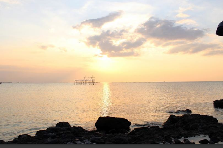 pantai semarang, pantai di semarang untuk liburan, pantai semarang 2025, liburan pantai semarang, 6 Pantai di Semarang untuk Libur Waisak 2025, 1. Pantai Marina, 2. Pantai Tirang, 3. Pantai Maron, 4. Pantai Baruna, 5. Pantai Cipta, 6. Pantai Karang Malang
