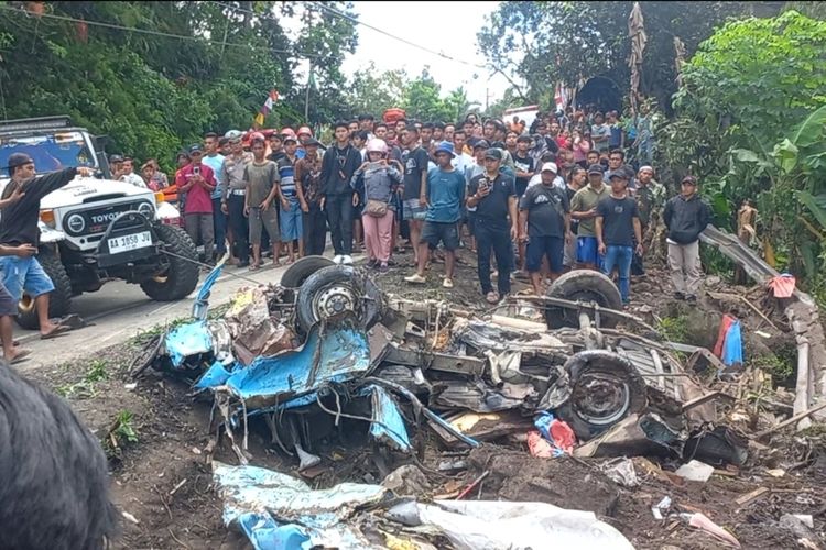 Kecelakaan Purworejo, jalur purworejo magelang, kondisi jalur purworejo magelang, Lokasi Kecelakaan Purworejo, Jalur Sempit, Berkelok, dan Naik-turun