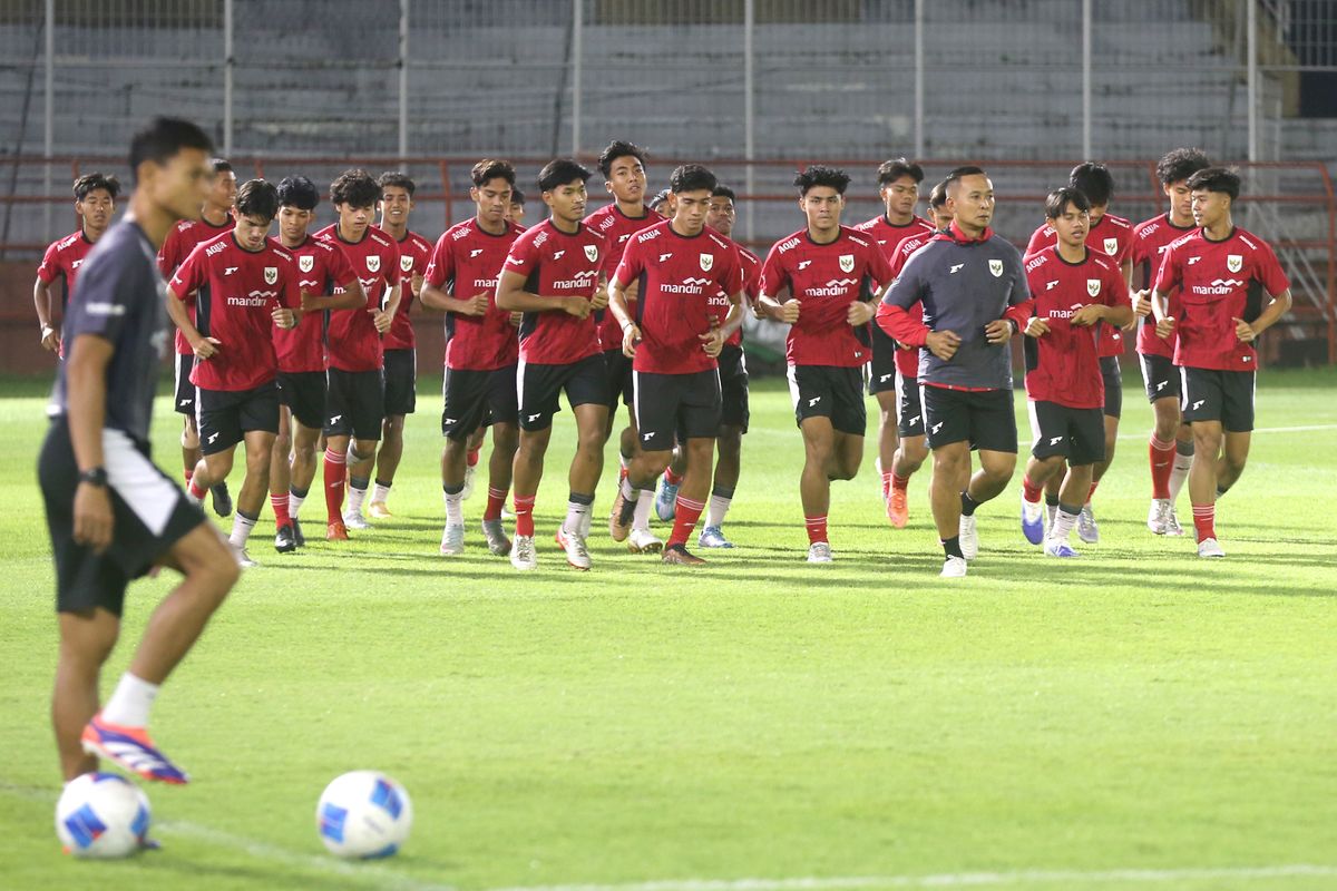 Piala AFF U19, Vietnam, Timnas U19 Indonesia, Nova Arianto, ASEAN U19 Championship 2026, Nova Arianto Sebut Grup A Jadi Ujian Penting Timnas U19 Indonesia