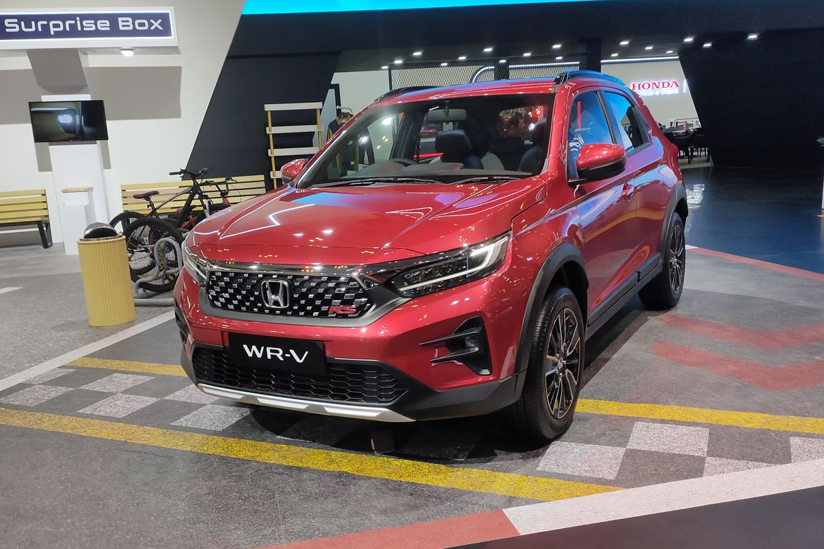 GIIAS, mobil, skema cicilan, GIIAS 2025, mobil Rp300 jutaan, Skema Cicilan Mobil Harga Rp 300 Jutaan di GIIAS 2025