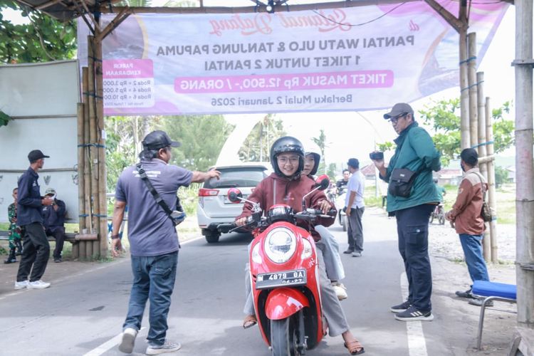 Pantai Watu Ulo, Jember, Pantai Papuma, Sekali Bayar, Masuk Pantai Papuma dan Watu Ulo Kini Cukup Rp 12.500