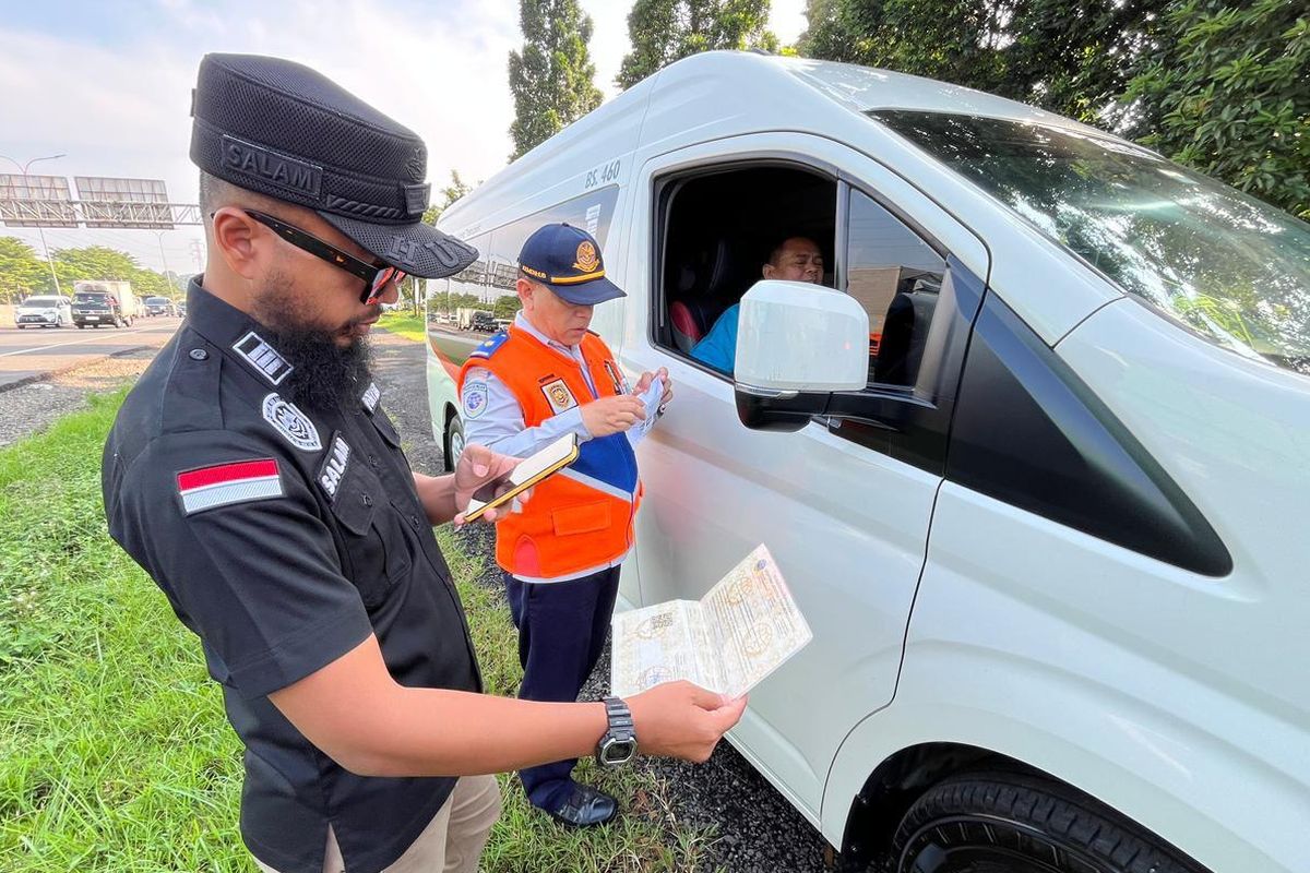 Jagorawi, Bogor, libur panjang, Ada KIR dan KPS Palsu, 19 Bus Terjaring Pengecekan Kemenhub