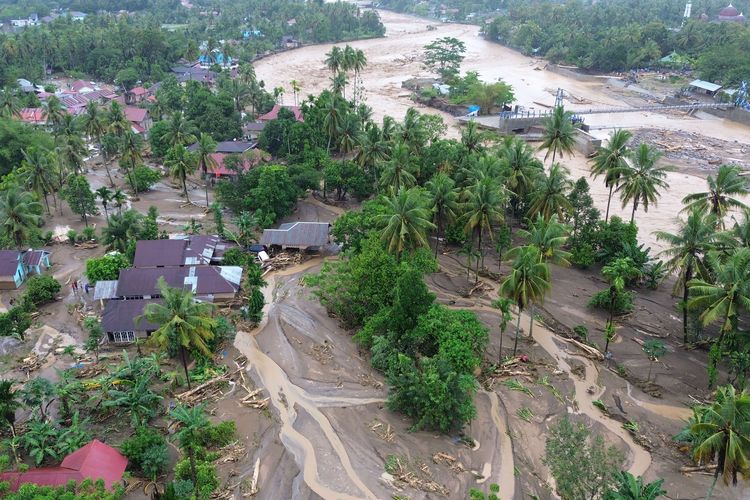 banjir Aceh, banjir sumbar, banjir aceh, Banjir Sumut, Banjir Sumatera Utara, update banjir sumatera, daftar jalan putus akibat banjir, daftar jalan putus akibat banjir di sumatera, Update Daftar Jalan yang Terputus akibat Banjir Sumatera, Sumatera Utara: Jalur nasional putus di beberapa titik, Aceh: Banyak daerah terisolasi , Sumatera Barat: Jalur Bukittinggi–Padang tertutup longsor, Operasi modifikasi cuaca untuk kurangi curah hujan