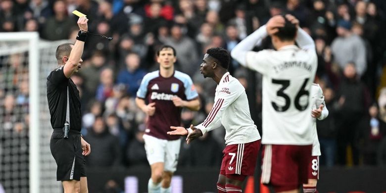 Liga Inggris, Aston Villa, Arsenal, Matty Cash, Emiliano Buendia, Leandro Trossard, Liga Inggris 2025-2026, Premier League, Aston Villa vs Arsenal, hasil Aston Villa vs Arsenal, liga inggris 2025-2026, Hasil Aston Villa Vs Arsenal 2-1, Emiliano Buendia Jadi Pahlawan