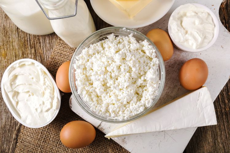 usus, minuman terbaik, kesehatan usus, Kefir, kefir, Kombucha, kombucha, Kesehatan usus, usus sehat, 10 Minuman Terbaik untuk Kesehatan Usus, Disarankan Ahli Gizi, 1. Kefir, 2. Kombucha, 3. Jus bit , 5. Jus prune, 6. Teh jahe, 7. Minuman cuka apel , 8. Teh peppermint, 9. Turmeric latte (golden milk), 10. Air putih