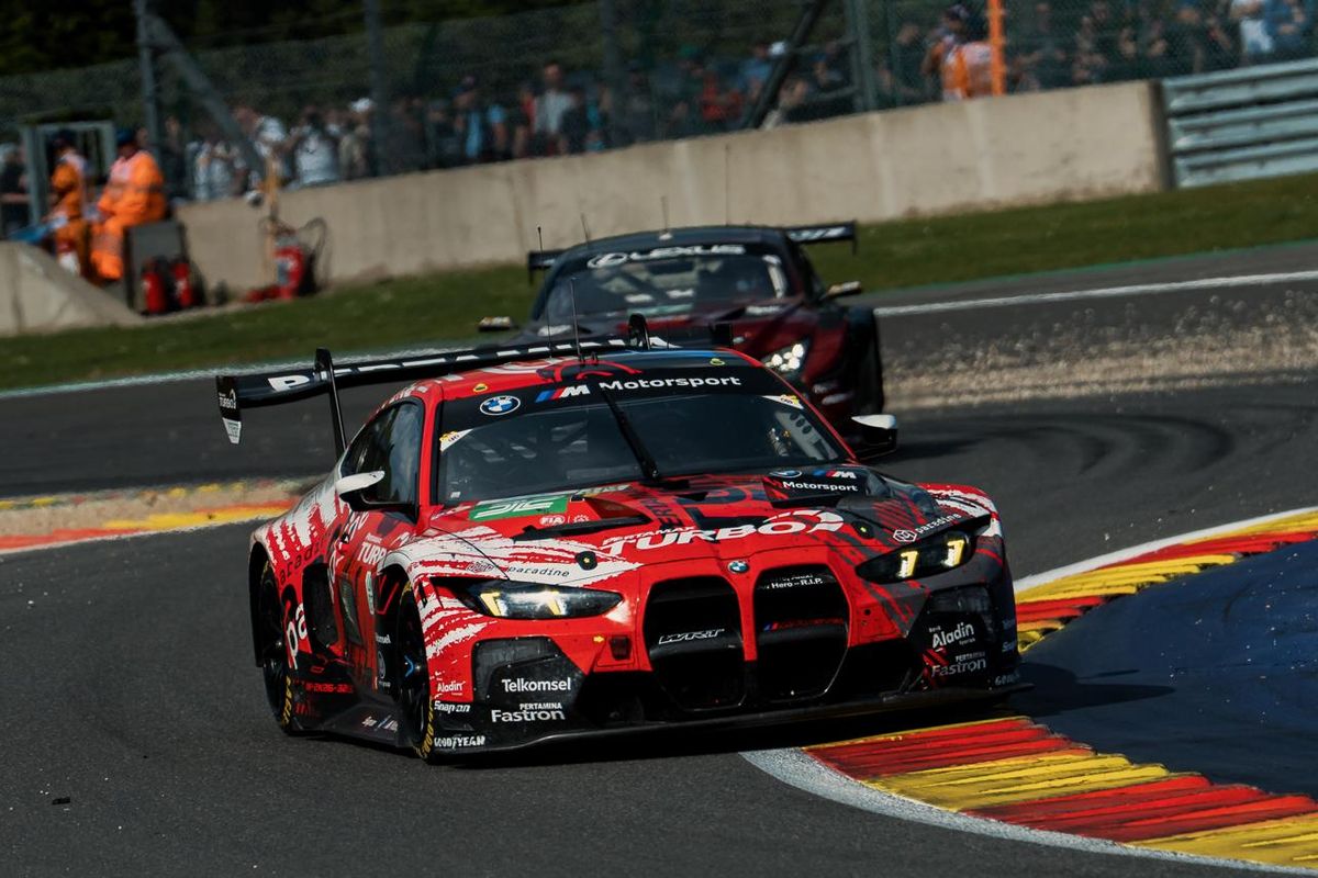 Insiden dengan Ferrari Warnai Balapan Sean Gelael di Spa 6 Hours