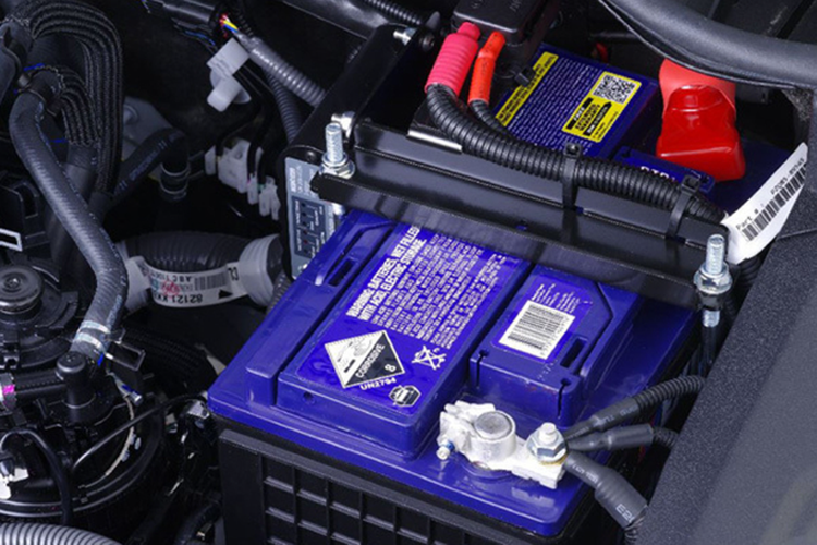 mobil hybrid, musim hujan, Area Krusial Mobil Hybrid yang Wajib Dicek Saat Musim Hujan