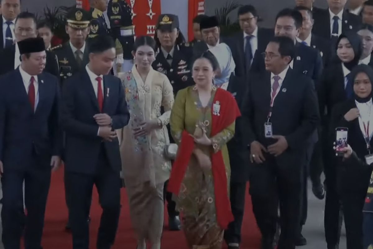 Selvi Ananda, sidang tahunan mpr 2025, Sidang Tahunan MPR RI, Selvi Ananda Kenakan Kebaya Kuning di Sidang Tahunan MPR 2025