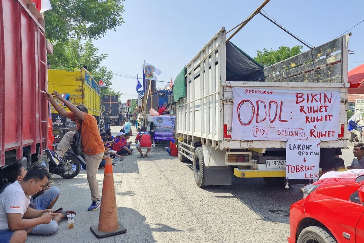 ODOL, SIM seumur hidup, sopir truk, Perubahan SIM, Sopir Truk Minta SIM Berlaku Seumur Hidup, Ini Jawaban Korlantas Polri