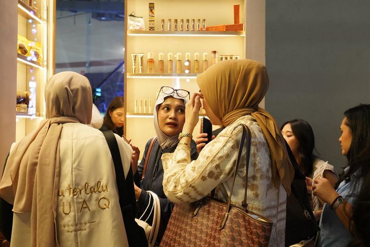foundation makeup, produk cushion, base make up, Kekuatan Foundation di Era Cushion, Hemat dan Coverage Maksimal