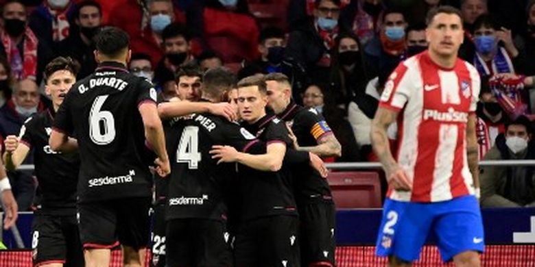 Barcelona, Levante, Karl Etta Eyong, Liga Spanyol, LaLiga, CSKA Moscow Tawarkan Rp 589,2 Miliar, Etta Eyong Batal ke Barcelona?