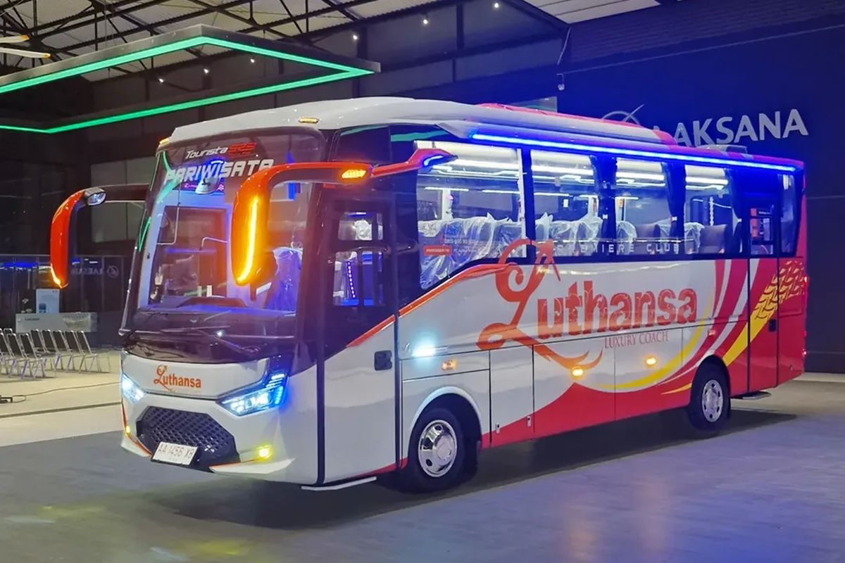 Karoseri Laksana, bus baru, tourista SR3, PO Luthansa, PO Luthansa Tambah Unit Baru dengan Ruang Khusus di Belakang