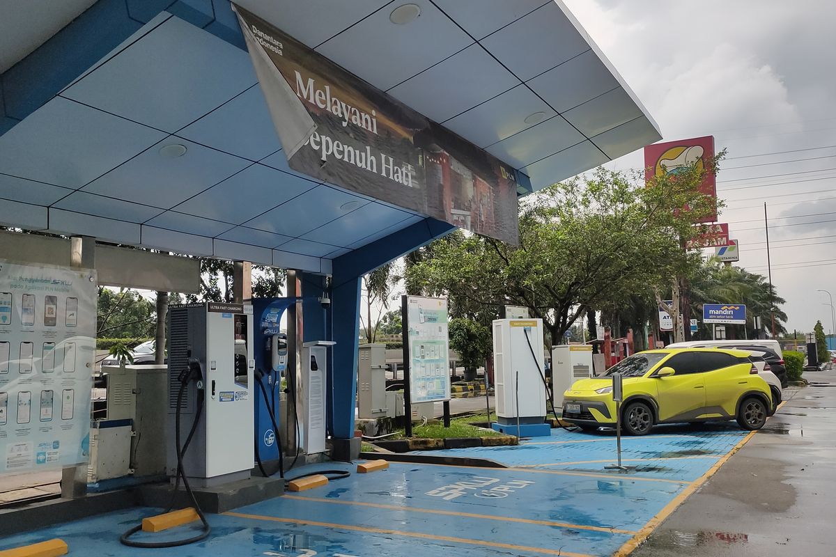 fast charging, mobil listrik, Panduan Fast Charging Mobil Listrik saat Mudik: Jaga Baterai Tetap Prima