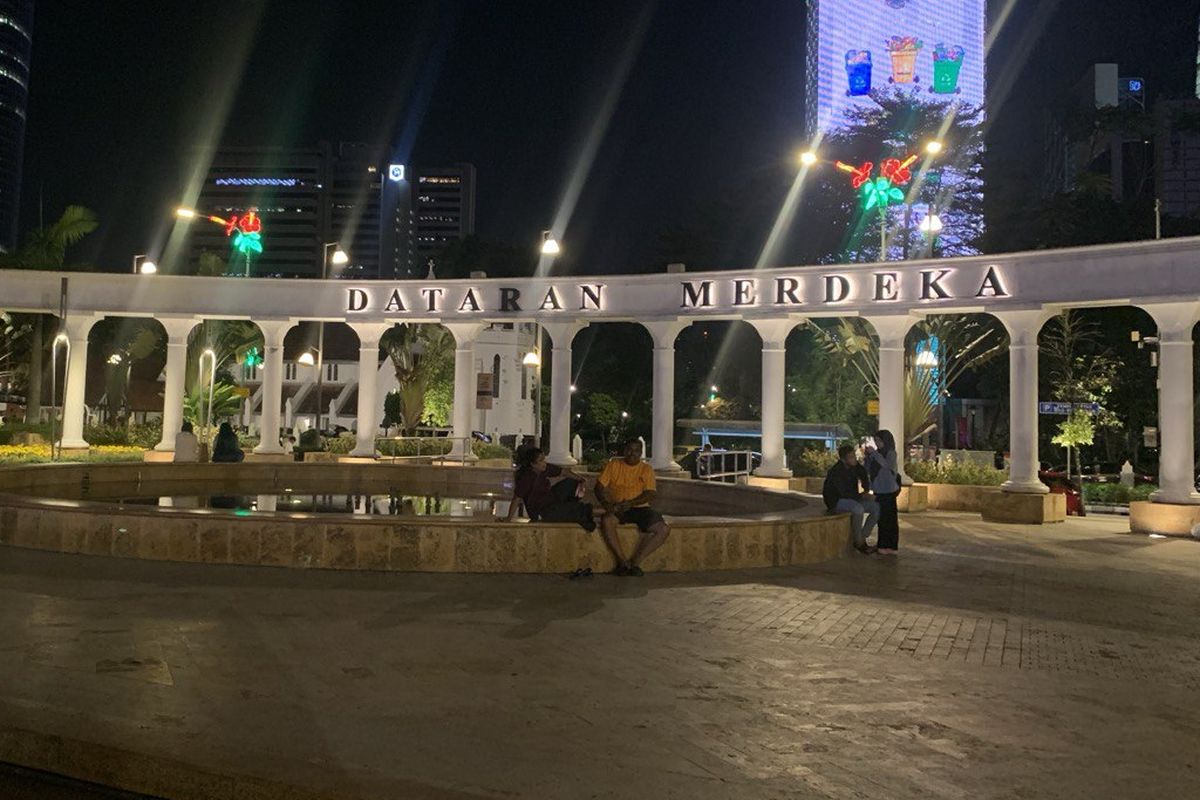 wisata malaysia, dataran merdeka malaysia adalah, dataran merdeka kl, sejarah dataran merdeka, kapan malaysia merdeka dari inggris, kapan malaysia merdeka dari penjajahan britania raya, Dataran Merdeka, Tempat Bendera Malaysia Pertama Kali Dikibarkan
