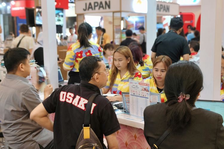 Travel Fair 2026, Catat! Ini 5 Jadwal Travel Fair 2026 untuk Berburu Promo Liburan, 1. BCA Singapore Airlines Travel Fair 2026 , 2. CIMB Niaga Cathay Travel Fair 2026, 3. Permata Bank x Japan Airlines Travel Fair 2026 , 4. HSBC X All Nippon Airways (ANA) Travel Fair 2026, 5. Astindo Travel Fair 2026
