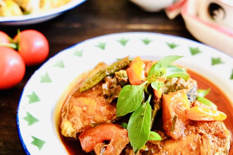 Rendang, makanan, Buka Cuma Rendang, Ini 7 Deretan Makanan Khas Padang yang Tak Boleh Terlewatkan