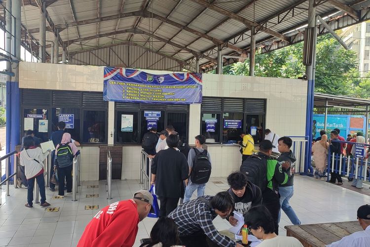 Pajak Kendaraan Bermotor, pemutihan pajak kendaraan, pemutihan pajak kendaraan 2025 jakarta, lokasi pelayanan pemutihan pajak kendaraan, Pemutihan Pajak Kendaraan di Jakarta Masih Berlaku, Ini Lokasi Pelayanannya