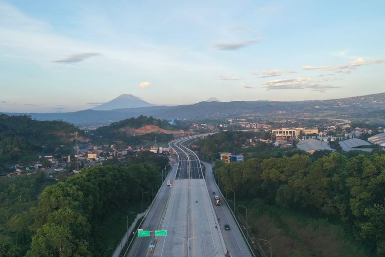 Bawen, jalur fungsional, Jasa Marga, Ambarawa, Yogyakarta, arus mudik dan balik, one way, Trans-Jawa, Pangkas Waktu, Jalur Fungsional Tol Yogya-Bawen Terapkan One Way