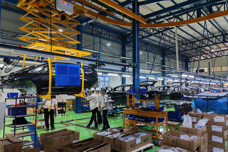 Aletra, Aletra L8, Aletra Mulai Produksi Lokal, Kucurkan Investasi Rp 300 Miliar