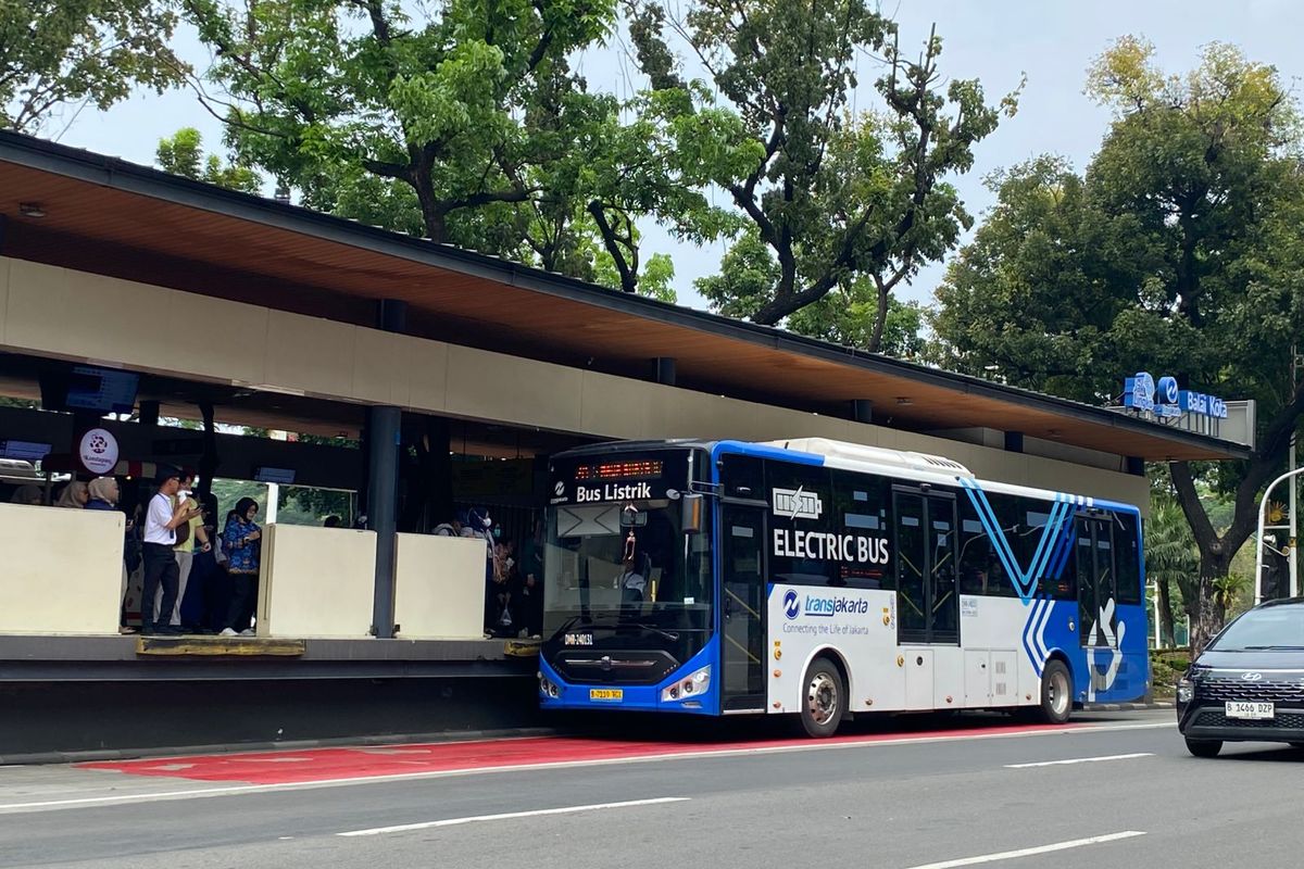 saling menghargai, kursi prioritas, Transjakarta Ingatkan Pentingnya Kursi Prioritas