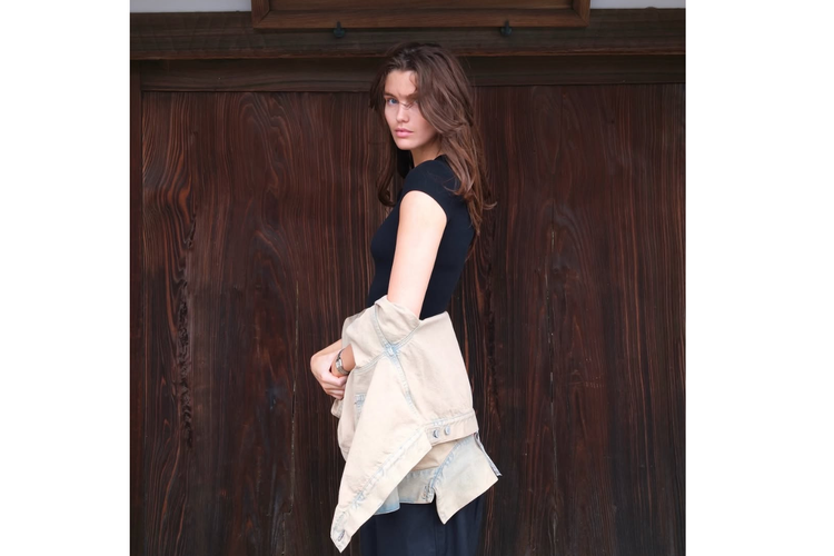 Luna Bijl, Gaya Luna Bijl, Maarten Paes, luna bijl, luna bijl pacar, luna bijl maarten paes, luna bijl model, outfit luna bijl, gaya luna bijl, maarten paes tim saat ini, 3 Gaya Luna Bijl, Pacar Maarten Paes yang Fashionable