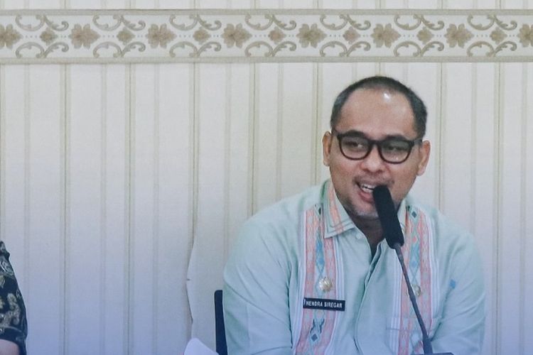 Bobby Nasution, Daftar 6 Pejabat Pemprov Sumut yang Mundur di Setahun Kepemimpinan Bobby Nasution, 1. Fitra Kurnia, Kadis Perindag ESDM, 2. Hendra Dermawan, Kadis PUPR, 3. Rajali, Kadis Ketahanan Pangan, 4. Hasmirizal Lubis, Kadis Perkim, 5. Muhammad Rahmadani Lubis, Kepala BKAD Sumut, 6. Ilyas Sitorus, Kadis Komunikasi dan Informasi