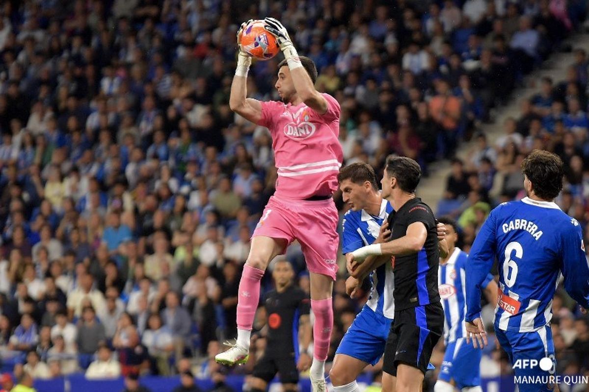 Barcelona, Liga Spanyol, Mallorca, Mallorca vs Barcelona, Real Mallorca vs Barcelona, LaLiga, Joan Garcia, Cerita di Balik Memar Wajah Joan Garcia Saat Debut dengan Barcelona