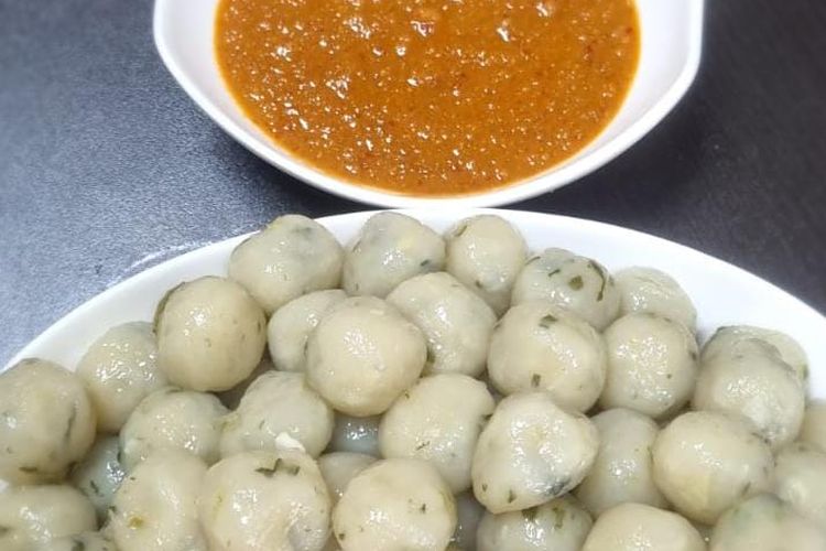 cilok di korea selatan, cerita penjual cilok di korea selatan, penjual cilok di korea selatan, cilok viral di korea selatan, jajanan viral 2025, Belum Seminggu Jualan, Pedagang Cilok di Korea Viral di TikTok