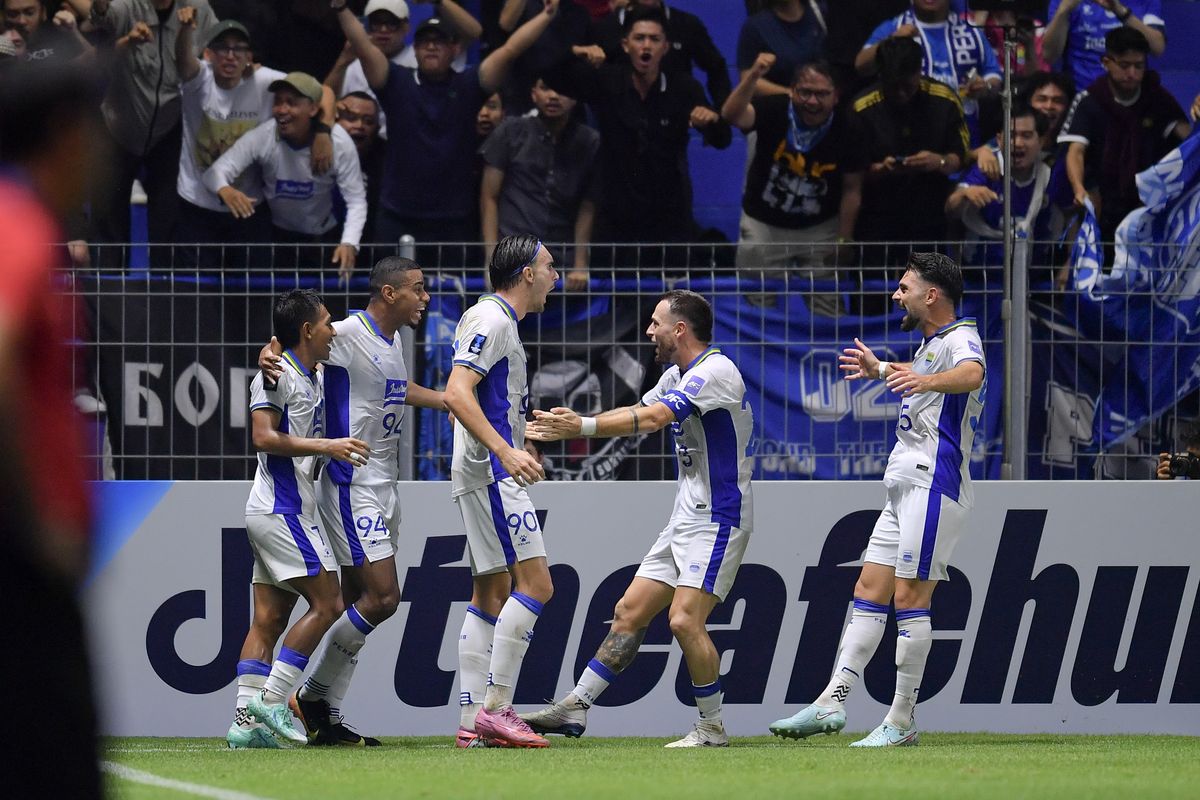 Persib, Persib Bandung, Bangkok United, AFC Champions League Two, ACL 2, Uilliam Barros, bangkok united vs persib, andrew jung, bangkok united vs persib bandung, ACL 2 2025-2026, Hasil Bangkok United Vs Persib 0-2, Uilliam Barros Tampil Gemilang
