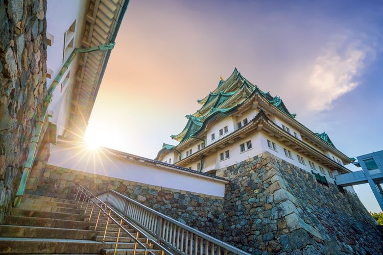 China, Jepang, jepang, ketegangan china dan jepang, 500.000 Tiket Batal, Ketegangan China–Jepang Guncang Wisata Negeri Sakura, 500.000 tiket pesawat dibatalkan dalam tiga hari, Dampak ke industri Jepang: Saham turun, acara budaya dibatalkan, Pelaku usaha di Jepang tidak khawatir, Besarnya peran turis China dalam pariwisata Jepang, Perjalanan tetap diminati, ketegangan diprediksi sementara