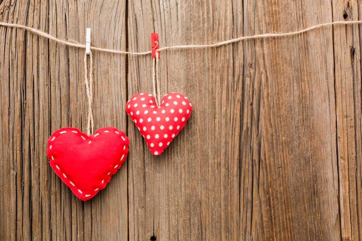 love language, zodiak, Love language, Zodiak, zodiak Gemini, zodiak gemini, love language setiap zodiak, bahasa cinta setiap zodiak, Ketahui Love Language Setiap Zodiak, Gemini Words of Affirmation, Aries (words of affirmation dan physical touch), Taurus (physical touch dan receiving gifts), Gemini (words of affirmation), Cancer (quality time dan acts of service), Leo (words of affirmation dan receiving gifts), Virgo (acts of service), Libra (quality time dan receiving gifts), Scorpio (physical touch dan words of affirmation), Sagittarius (quality time), Capricorn (acts of Service dan receiving gifts), Aquarius (quality time), Pisces (words of affirmation dan physical touch)