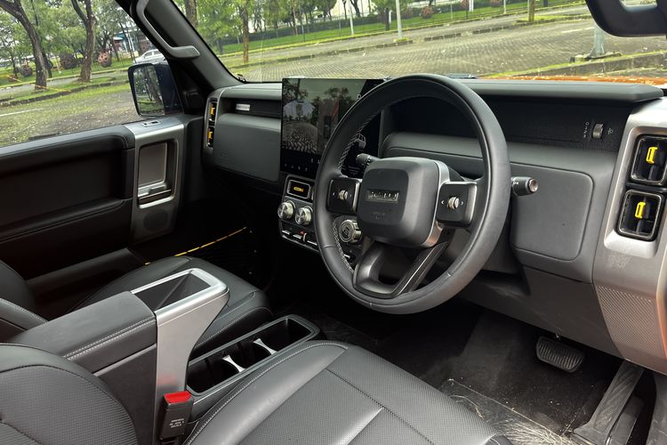 iCar, iCar V23, mobil, Bedah Interior iCar V23, Serba Fungsional